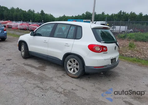 2010 Volkswagen Tiguan S from USA, damaged, VIN WVGBV7AX2AW524632